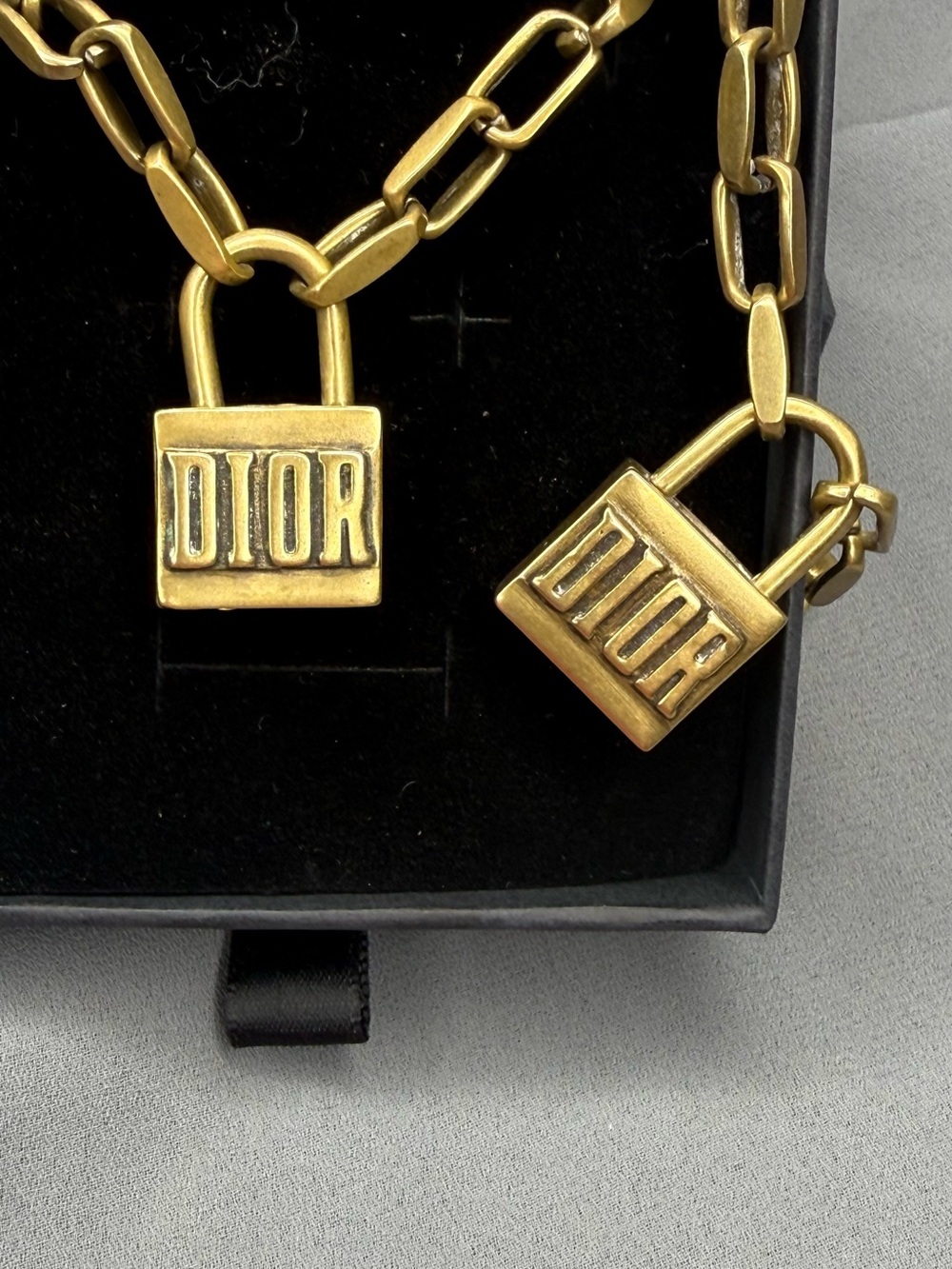Fashion Jewelry Gold-Tone Padlock  Necklace & bracelet Set